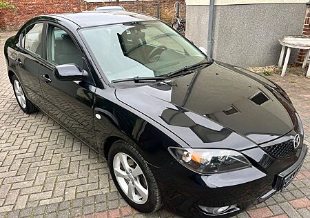 Mazda 3 Lim. 1.6 Active/1-Hand/Klimaautomatik/PDC