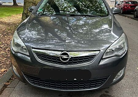 Opel Astra Sports Tourer 1.7 CDTI Design Edition ...