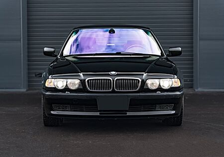 BMW 740 Vollrestauriert, Motor neu aufgebaut TOP
