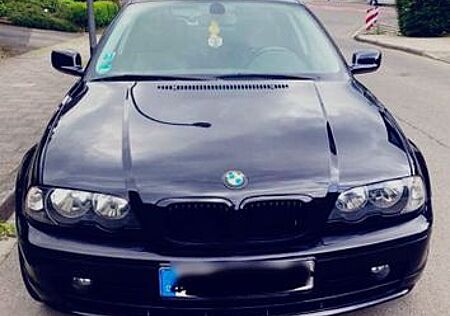 BMW 323i Coupe