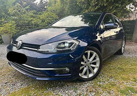 VW Golf Volkswagen 1.5TSI Highline|LED|KeyL|AHK|Mass|Win|TÜV