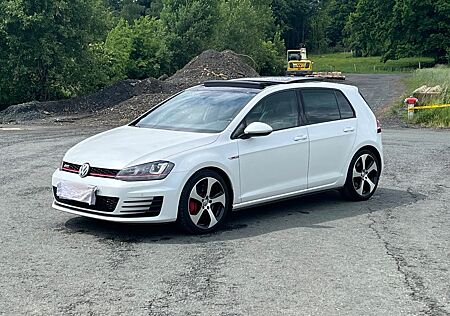 VW Golf Volkswagen 2.0 TSI DSG BMT GTI Performance GTI Per...