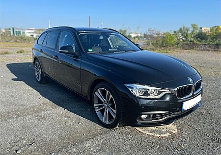 BMW 318i Touring Advantage