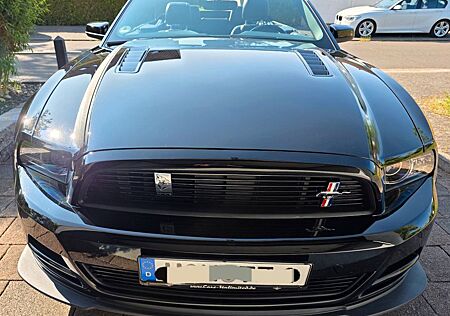Ford Mustang GT/CS California Special Cabrio