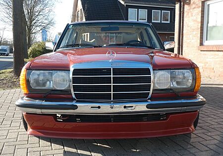 Mercedes-Benz E 200 W123 H-Kennzeichen