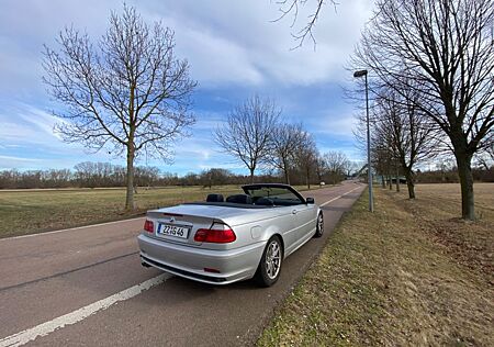 BMW 320Ci -
