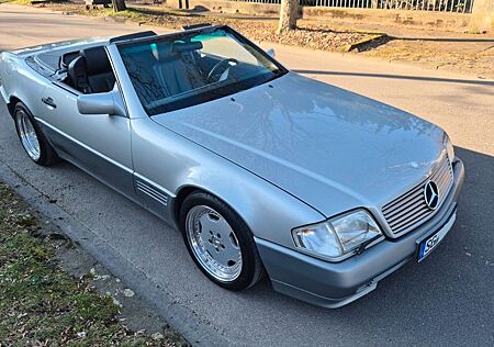 Mercedes-Benz SL 300 300 SL -24 AMG H-Zulassung Leder SHZ 5G 17 Zoll