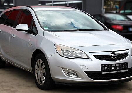 Opel Astra J Sports Tourer Design Edition