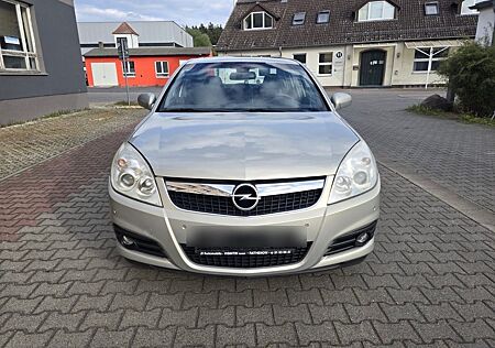 Opel Vectra 2.2 DIRECT Automatik -