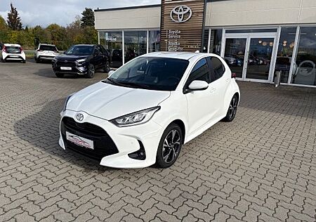 Toyota Yaris Hybrid 1.5 VVT-i Team Deutschland