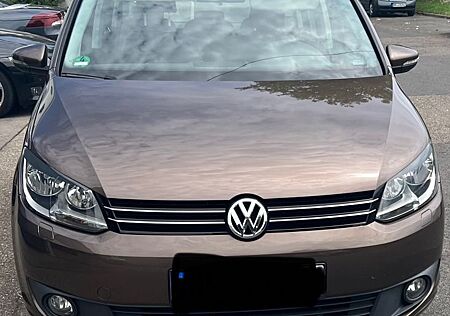 VW Touran Volkswagen 1.4 TSI DSG Style Style