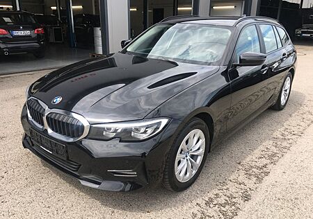 BMW 318dA *LED*PDC*DAB*Navi*CARPLAY*