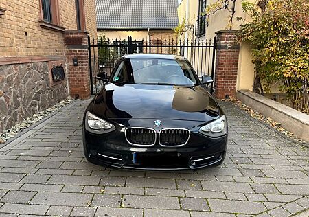 BMW 116i Sport Line Sport Line