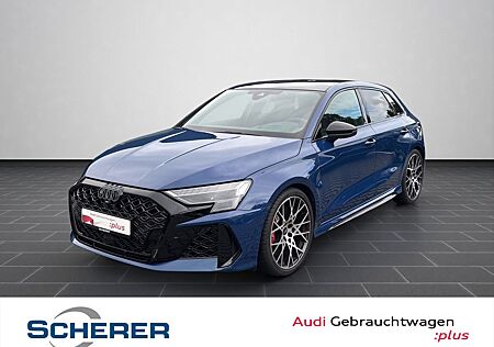Audi RS3 Sportback *RS-ABGAS*PANO*SONOS*HUD*
