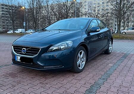 Volvo V40 D4 190ps