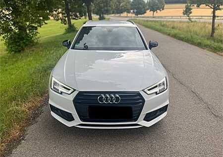 Audi A4 2.0 TDI S tronic S-Line