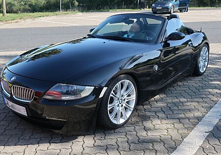 BMW Z4 Roadster 2.5i - 6 Zyl., individualisiert