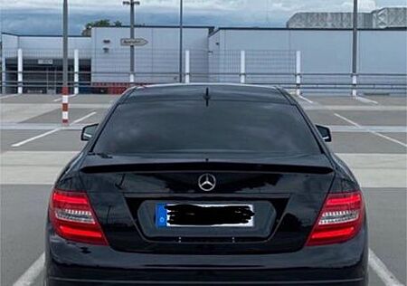 Mercedes-Benz C 350 BlueEFFICIENCY Coupé Autom. -