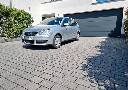 VW Polo Volkswagen 1.4 TÜV NEU Zahnriemen Neu Scheckheft Top