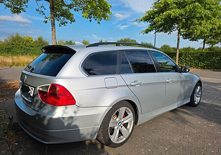 BMW 330d touring