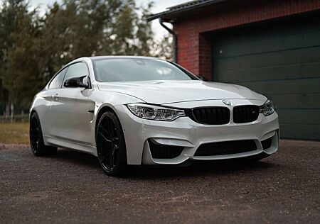 BMW M4 gebraucht kaufen BMW M4 Perlmutt weiß DKG, head up, Harmann Kardon