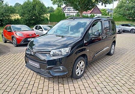 Toyota Pro Ace Proace City Verso 1.2 Turbo L1 Team Deutschland