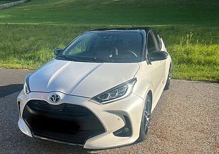 Toyota Yaris 1.5-l-VVT-i Hybrid CVT Style