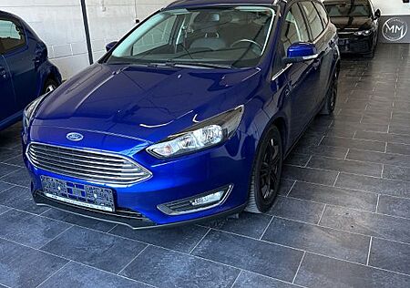 Ford Focus Turnier Titanium