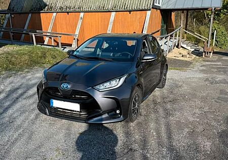 Toyota Yaris 1.5-l-VVT-i Hybrid CVT -