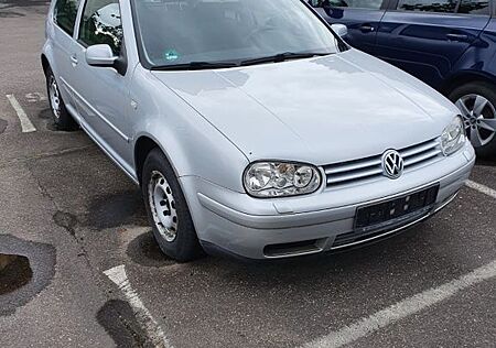 VW Golf Volkswagen 1.6 Basis