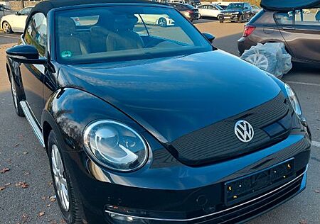 VW Beetle Volkswagen 2.0 TDI Design Cabriolet Design