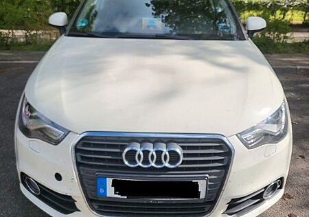 Audi A1 1.4 TFSI S tronic Attraction Attraction