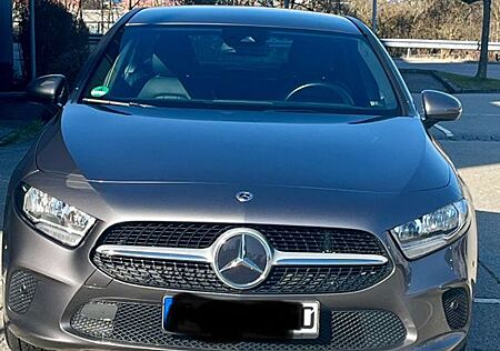 Mercedes-Benz A 180 d -