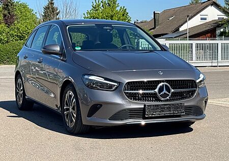 Mercedes-Benz B 220 4Matic *LED*Leder*RFK*MBUX
