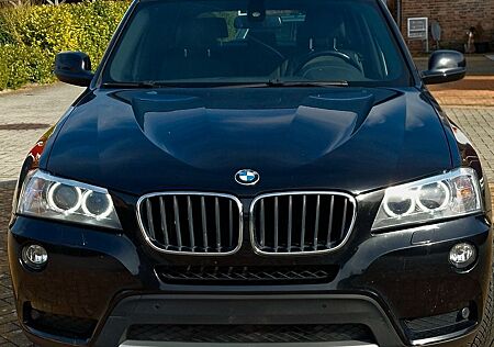 BMW X3 xDrive20d -AHK,Autom,8fach bereift,Allrad