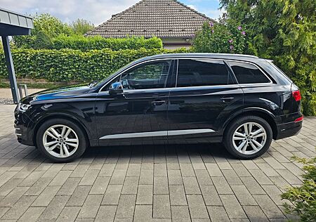 Audi Q7 3.0 TDI quattro tiptronic -