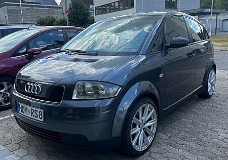 Audi A2 1.4 -