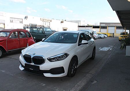 BMW 118 Baureihe 1 Lim. i Advantage