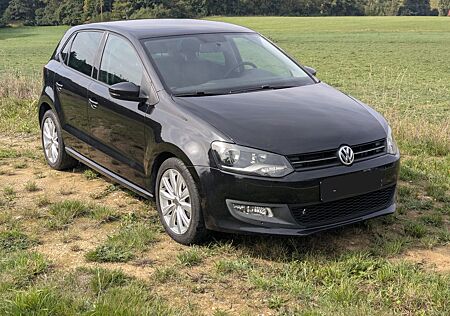 VW Polo Volkswagen 1.6 TDI 105PS