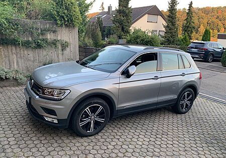 VW Tiguan Volkswagen 1.4 TSI CarPlay Sitzheizung