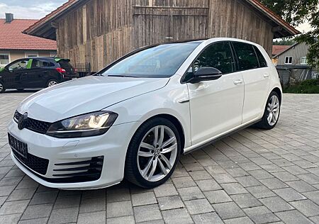 VW Golf Volkswagen 2.0 GTD DSG TDI