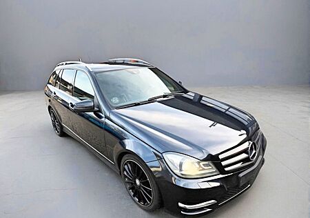 Mercedes-Benz C 250 CDI AMG LINE 4MATIC#SUNROOF#MEMORY#VOLL
