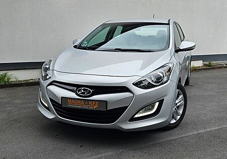Hyundai i30 1,4 FIFA World Cup Edition/Navi/Kamera/PDC