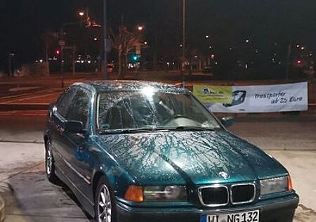 BMW 316i Compact -