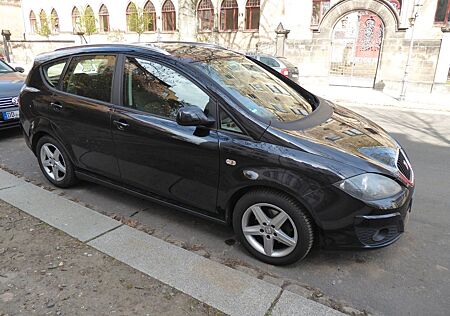 Seat Altea XL mit Anhängerkupplung 1.6 TDI 105 PS