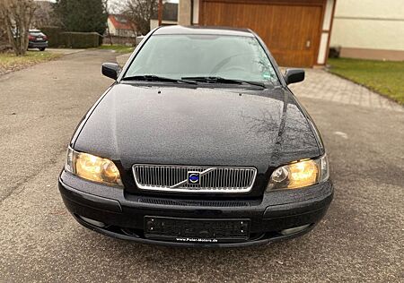 Volvo V40 2.0T Sport*Leder*Klima*TÜV 05.2027*