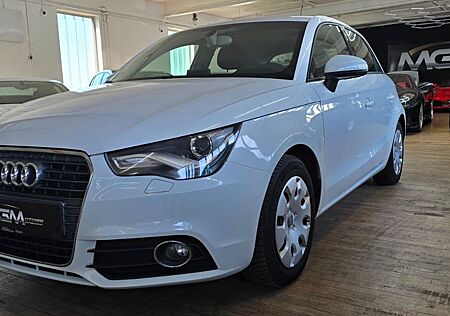 Audi A1 Sportback Attraction Xenon Sitzh PDC MMI