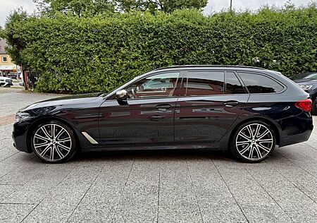 BMW M550d xDrive *Panorama*HUD*AHK*1.Hand*