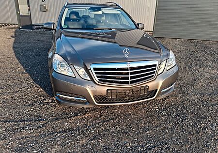 Mercedes-Benz E 200 T CDI Avantgarde