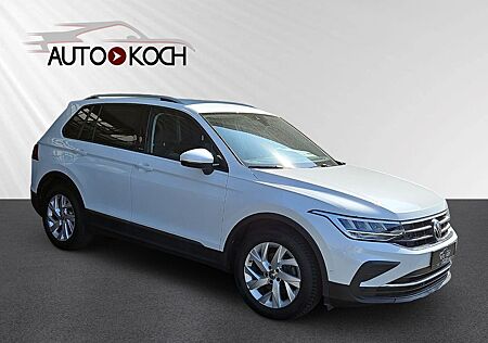 VW Tiguan Volkswagen Active 1.5 TSI BMT Start-Stopp EU6d Stand